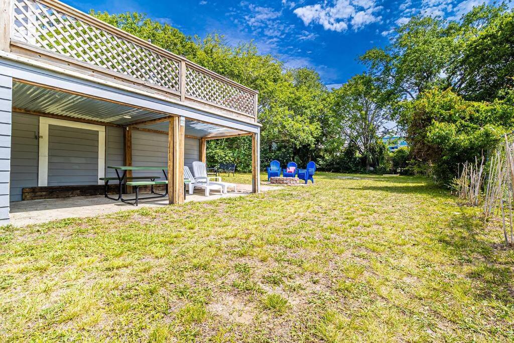 Gorgeous Centrally Located Ocean View 2 King, Huge Private Yard & Deck, Firepit, Bbq, & Game Tables 미를 비치 외부 사진