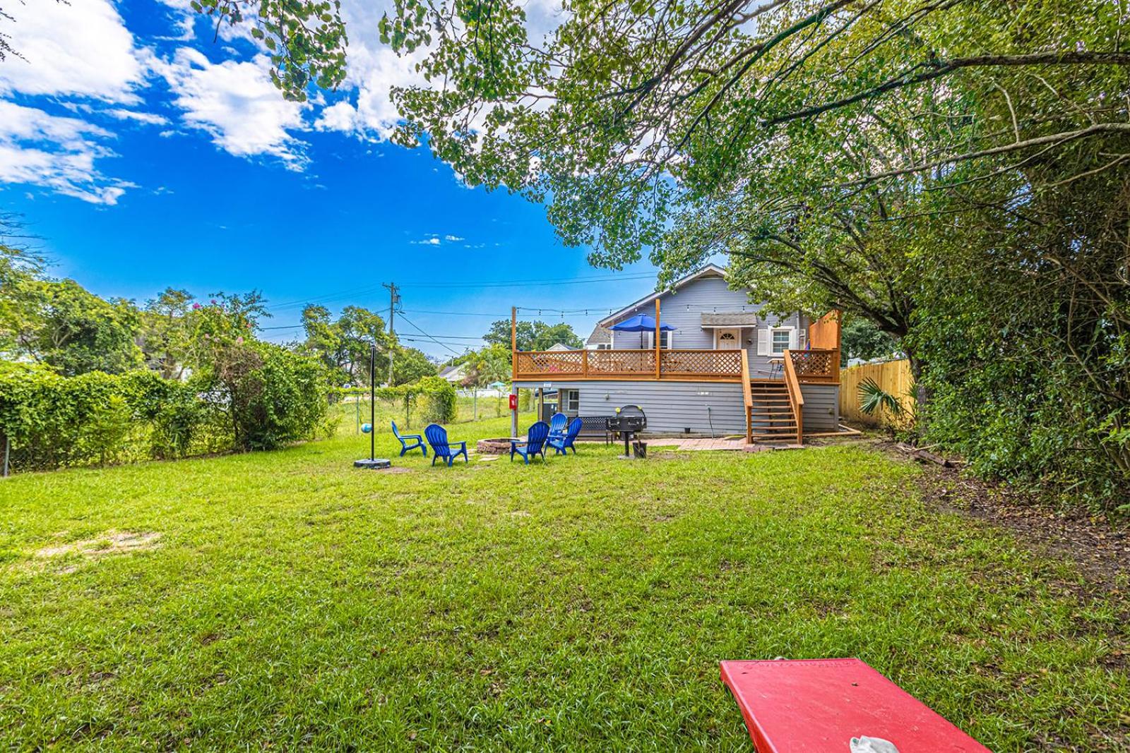 Gorgeous Centrally Located Ocean View 2 King, Huge Private Yard & Deck, Firepit, Bbq, & Game Tables 미를 비치 외부 사진